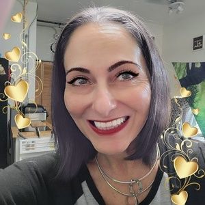 Meet your Posher, M rosalia